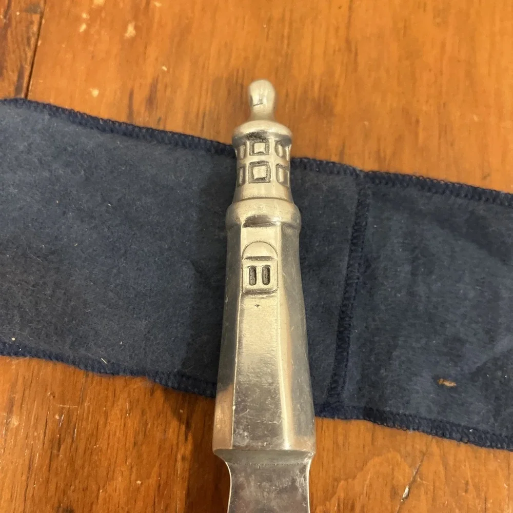 Mariposa Brilliance Aluminum Cheese Spreader Beach Lighthouse 1997 Knife